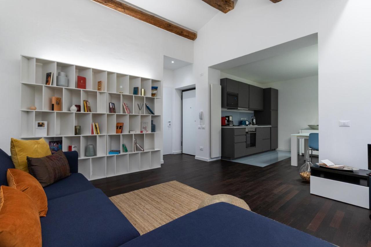 Arela Apartment เวโรนา ภายนอก รูปภาพ
